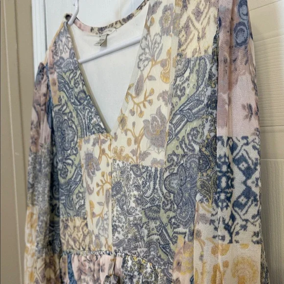 Cato Cream Dress or Tunic with Floral and Paisley Pattern - Picture 7 of 7